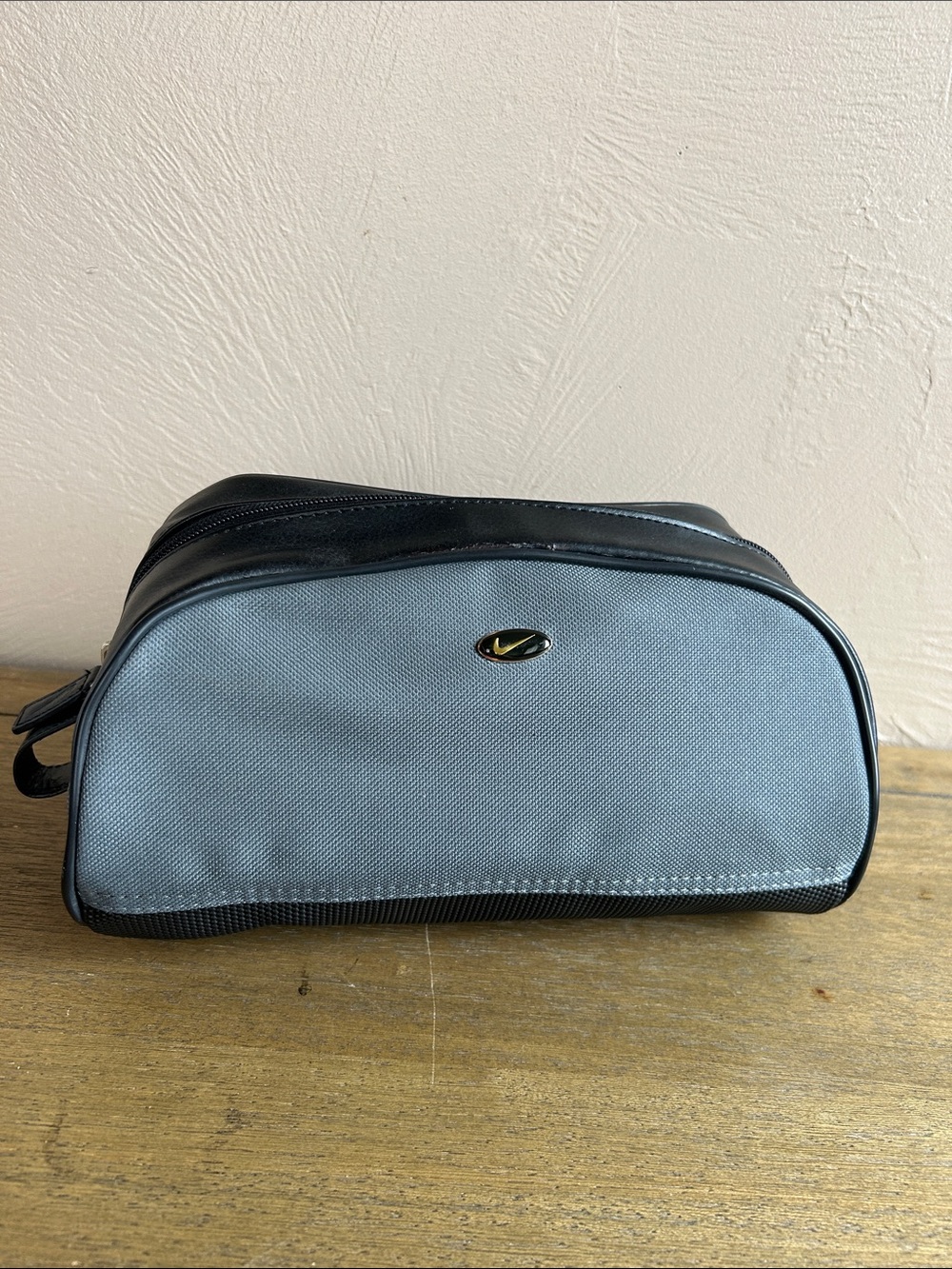 Vintage 90’s Nike Men's Grey Travel Toiletry Bag Two Tone Design W/ Front Swoosh